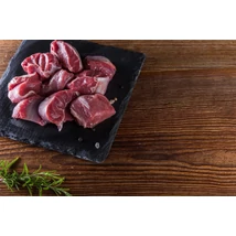 SB. BIO Rinder Gulasch geschnitten (Bio Marhahús kockázva) 500g